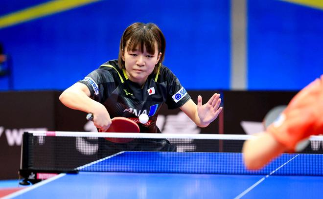 大女足的逆 大女足的逆